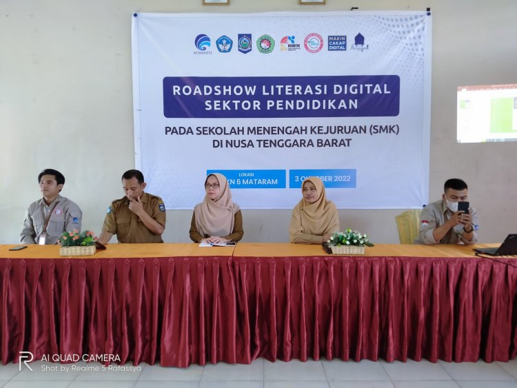 ROADSHOW LITERASI DIGITAL SEKTOR PENDIDIKAN