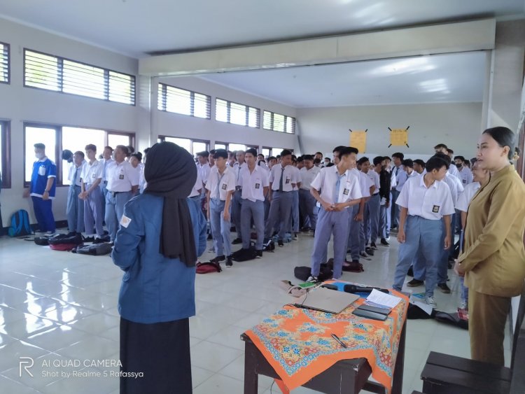 ROADSHOW LITERASI DIGITAL SEKTOR PENDIDIKAN