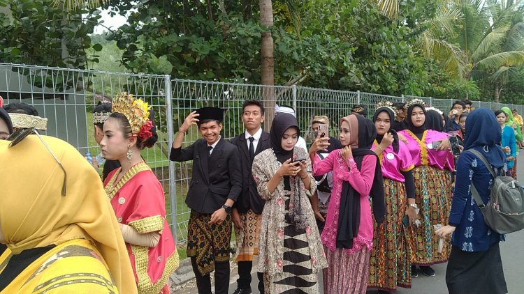 SMK NEGERI 6  MATARAM MENDUKUNG EVENT WSBK DI KUTA LOMBOK TENGAH
