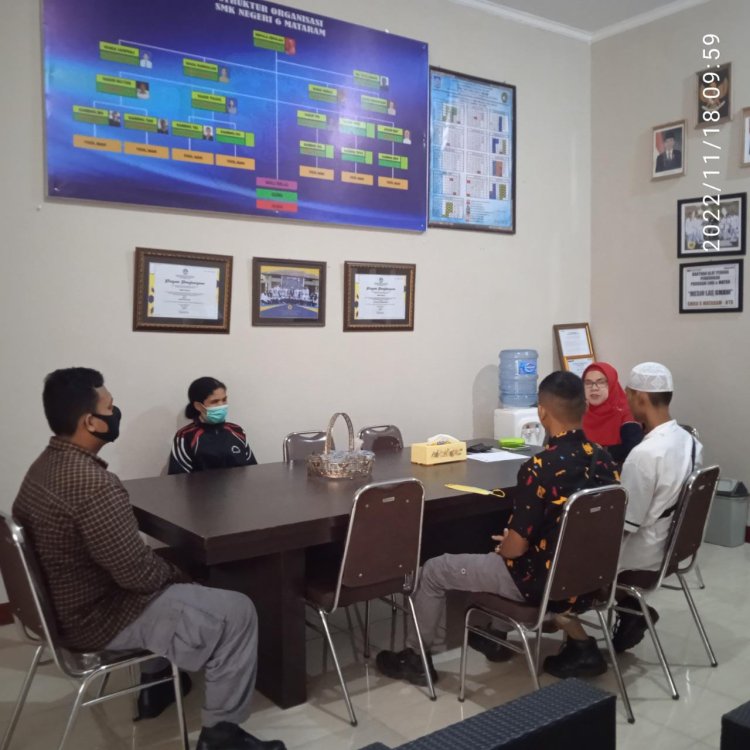 Kegiatan Pembelajaran Jarak Jauh (PJJ) Komatsu Class Program Link N Match SMKN 6 Mataram - PT. Komatsu Indonesia
