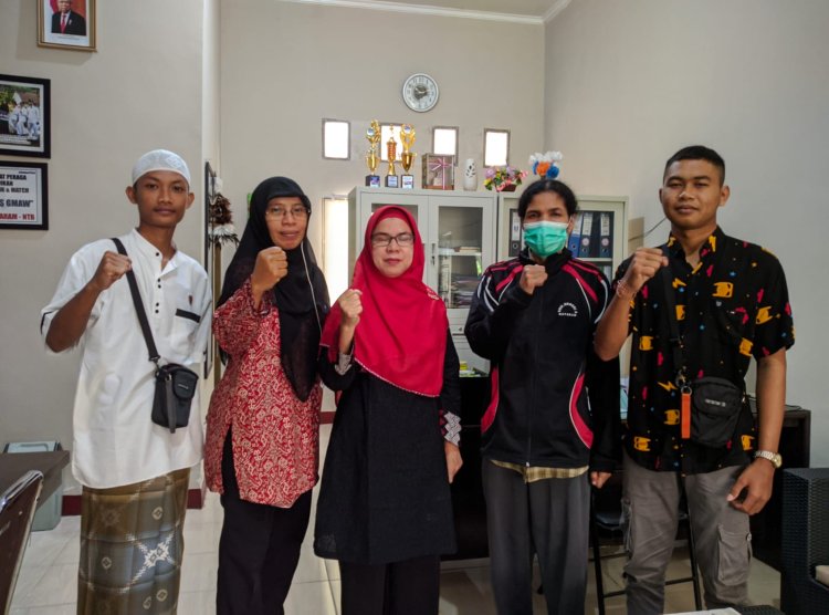 Pertemuan Alumni SMKN 6 Mataram yang sudah Sukses Bekerja di PT. Komatsu