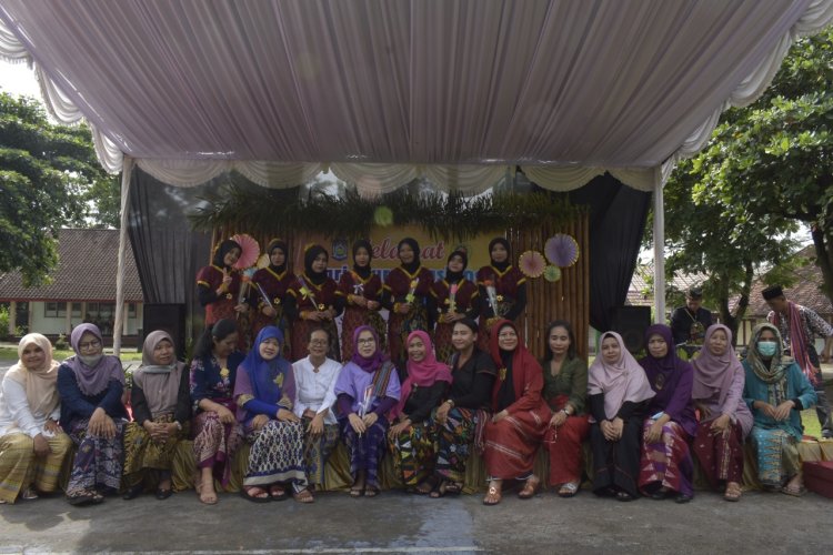UPACARA HARI GURU (HGN) SMK NEGERI 6 MATARAM
