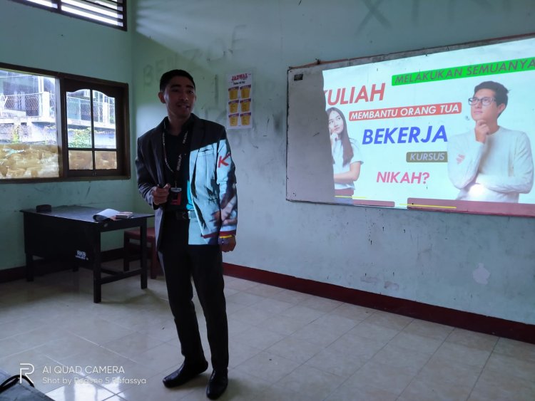 SOSIALISASI INSTITUT BISNIS DAN TEKNOLOGI INDONESIA (INSTIKI)  DI SMK NEGERI 6 MATARAM