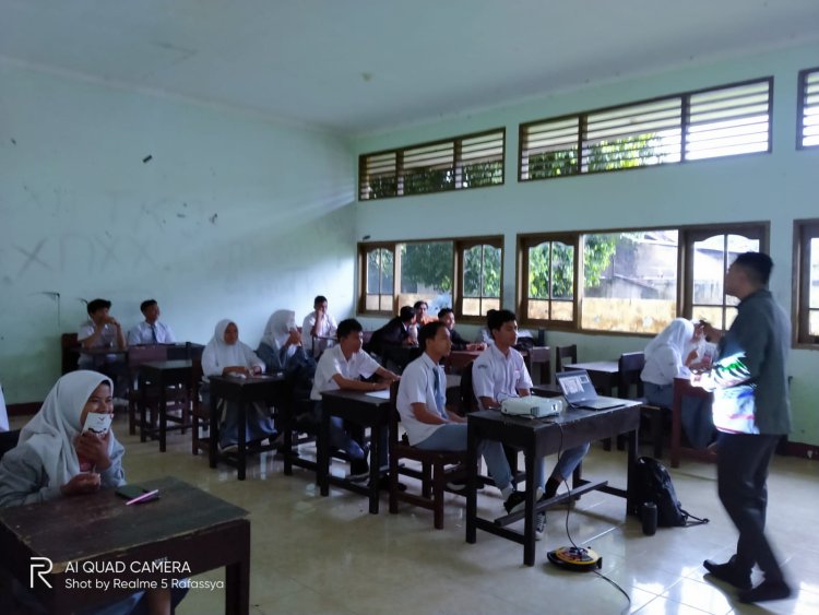 SOSIALISASI INSTITUT BISNIS DAN TEKNOLOGI INDONESIA (INSTIKI)  DI SMK NEGERI 6 MATARAM