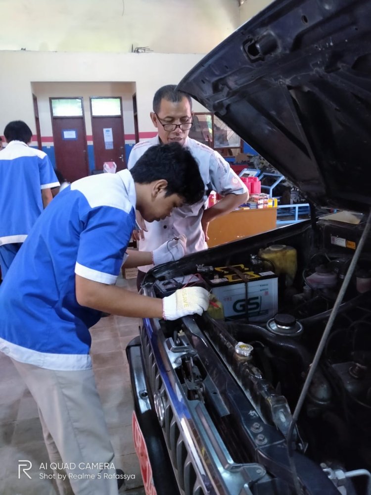 SMK NEGERI 6 MATARAM MELAKSANKAN UJI KOMPETENSI KEAHLIAN(UKK) TAHUN AJARAN 2023