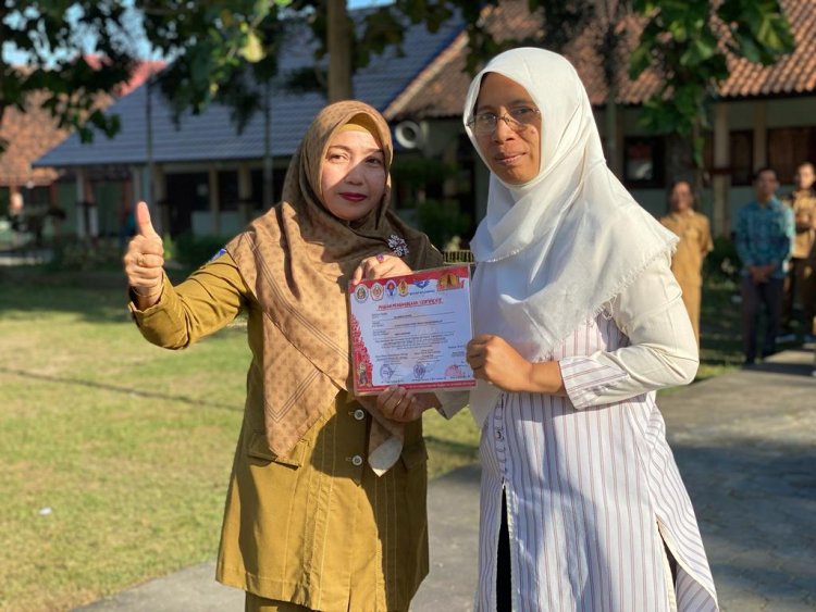 UPACARA BENDERA SMK NEGERI 6 MATARAM SENIN 17 JULI TAHUN 2023