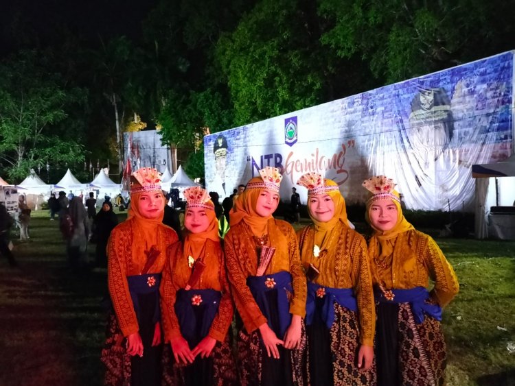 SMKN 6 Mataram Raih Prestasi Gemilang dalam Lomba Tari Kreasi di Expo NTB Gemilang