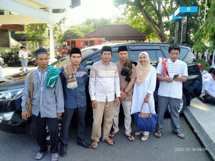 SMK Negeri 6 Mataram mengikuti Shalat Istisqa' Bersama Jajaran Pemerintah Provinsi NTB