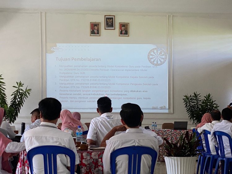 Workshop Peningkatan Kapabilitas GTK di SMKN 6 Mataram
