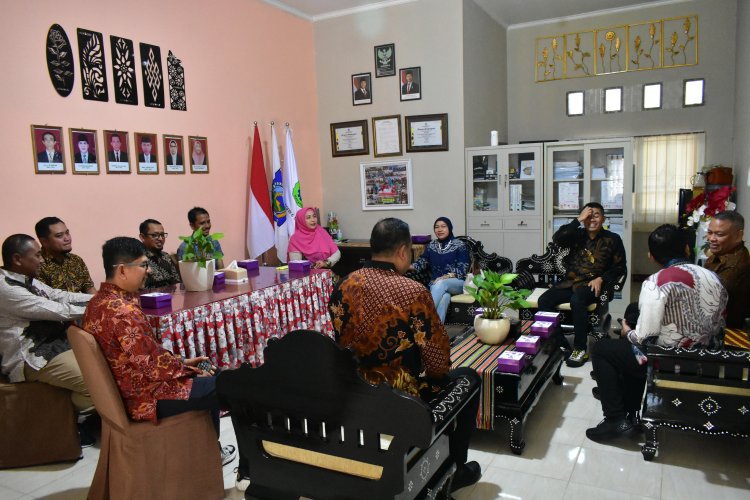 Gubernur NTB Resmikan Grand Launching Pelatihan Mekanik Alat Berat UT School di SMKN 6 Mataram